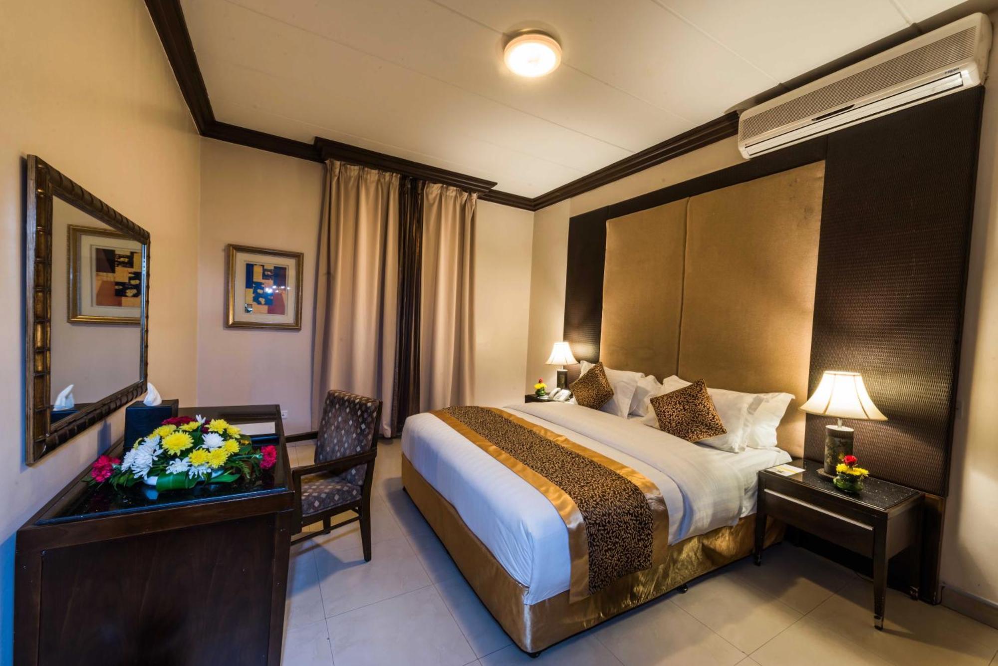 Boudl Al Masif Aparthotel 4*
